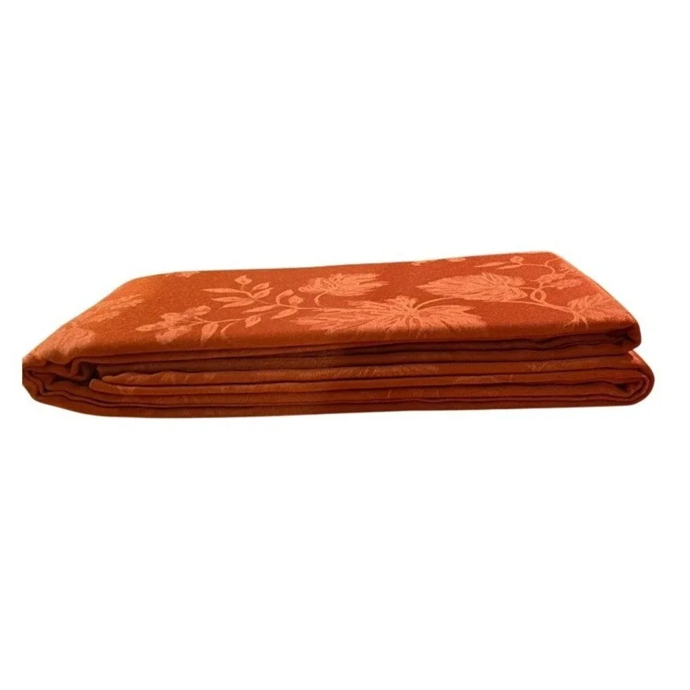 Town‎ & Country Autumn Medley Spice Tablecloth Fall Leaf Pattern Damask 60 X 104